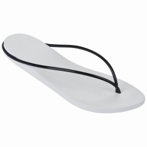 White / Black Ipanema Philippe Starck Thing M Women's Flip Flops | ZD9584176