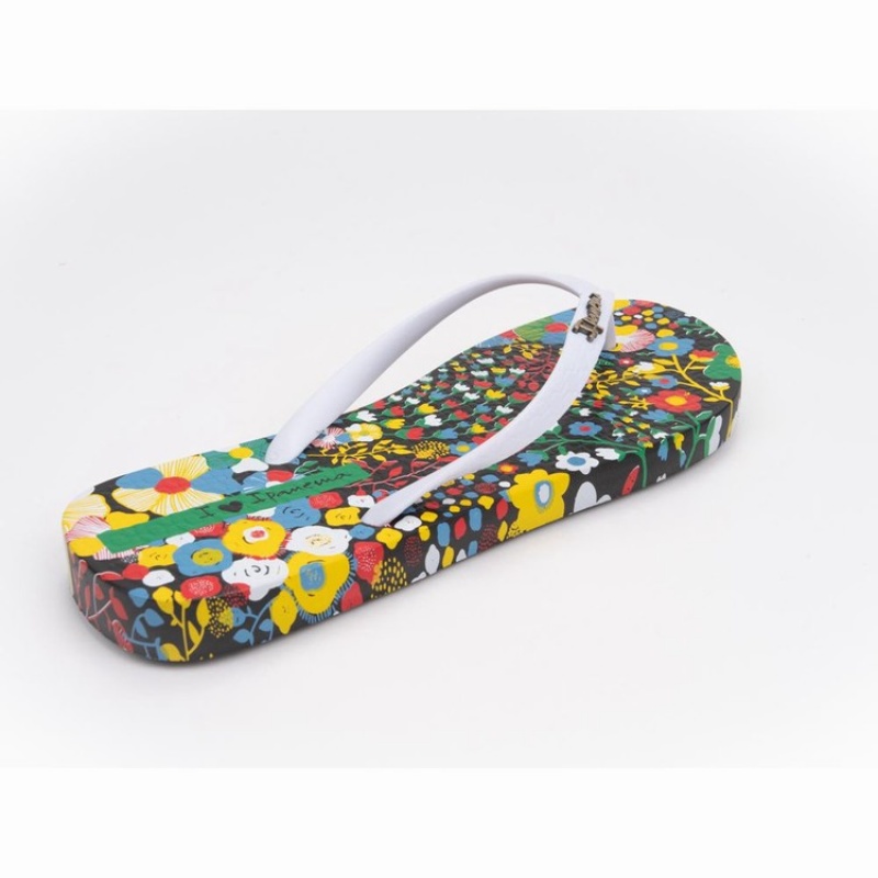 Black / White Ipanema Pop Women's Flip Flops | OZ2786490