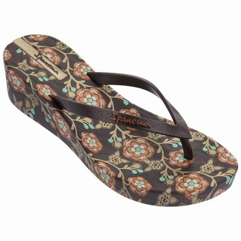 Brown Ipanema Floral Plat Wedge Women\'s Flip Flops | DB2168943