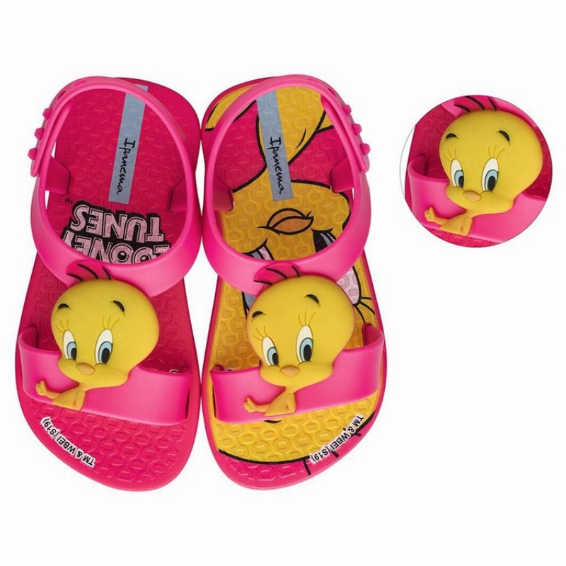 Pink / Yellow Ipanema Looney Tunes Baby Sandals | JG0542718